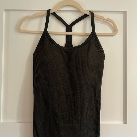 🐢CRZ Yoga seamless Workout Tank W/ Built in Shelf Bra - XS 🐢 - Picture 8 of 9